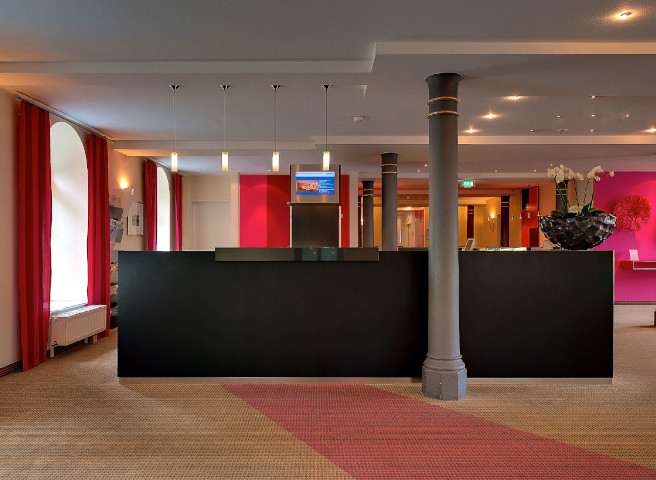 nestor-hotel-ludwigsburg-empfang-656×480